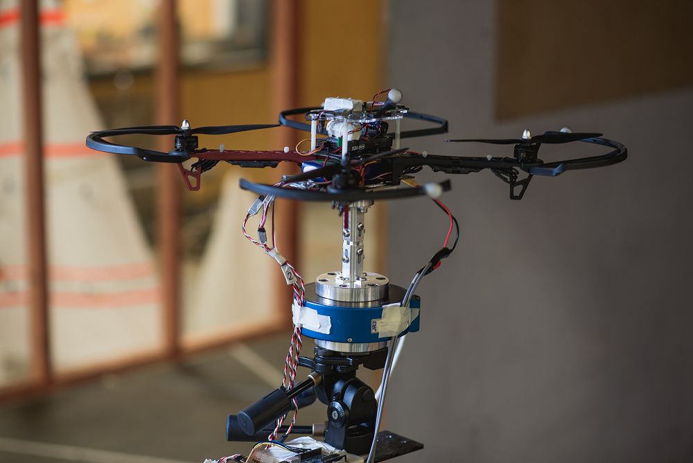 WindTunnel Quad450 Force Torque Sensor Application